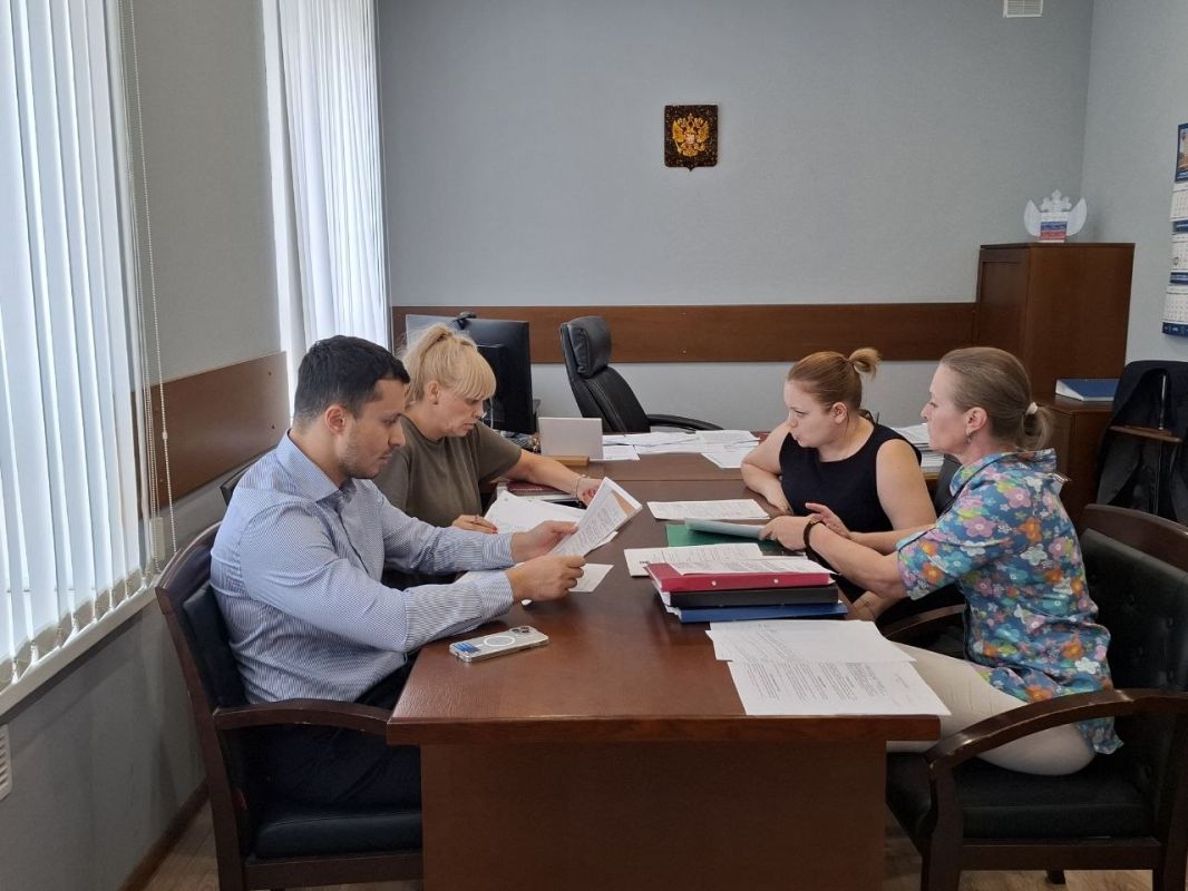 Провел личный прием граждан Провел личный прием граждан