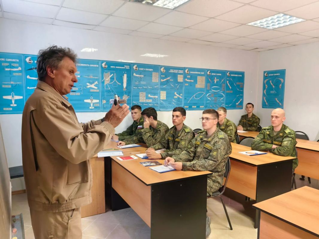 Аэродром в Дракино — лучшее место для первых полётов Аэродром в Дракино — лучшее место для первых полётов