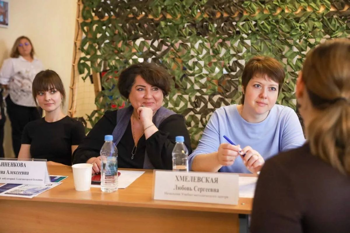 Прямой диалог с жителями: выездная администрация в Кривцово приняла более 100 вопросов Прямой диалог с жителями: выездная администрация в Кривцово приняла более 100 вопросов