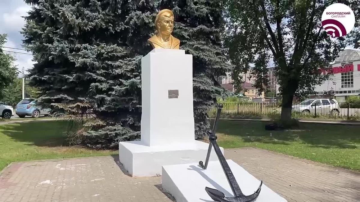 В последнее воскресенье июля мы вместе отметим День Военно-Морского Флота – праздник настоящих мужчин, тех, кто связал свою жизнь с морем и защитой нашей страны