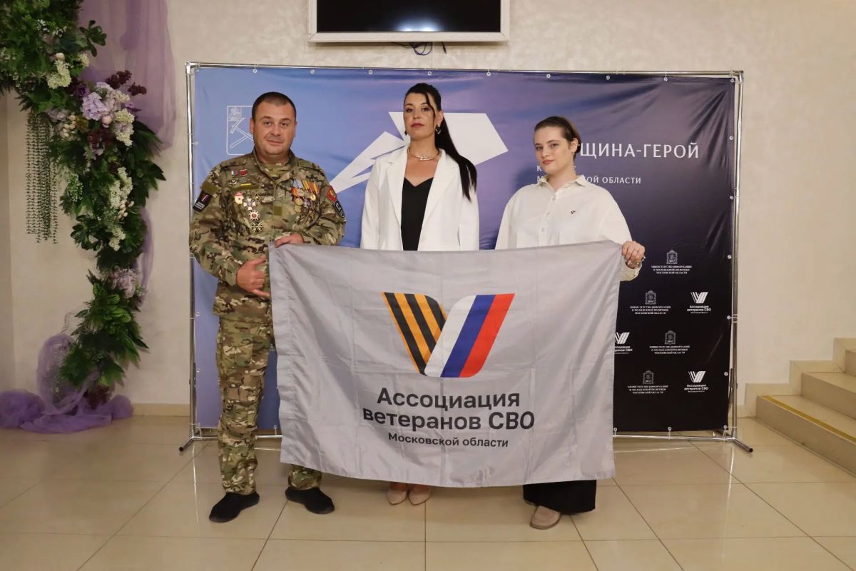 Жительница Ступино выступила с авторской песней на конкурсе «Женщина – Герой»