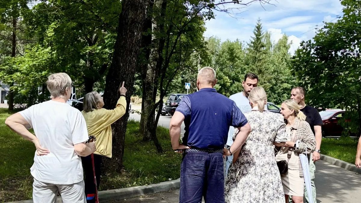«Дворы меняются на глазах»: в Кривцово продолжается благоустройство «Дворы меняются на глазах»: в Кривцово продолжается благоустройство