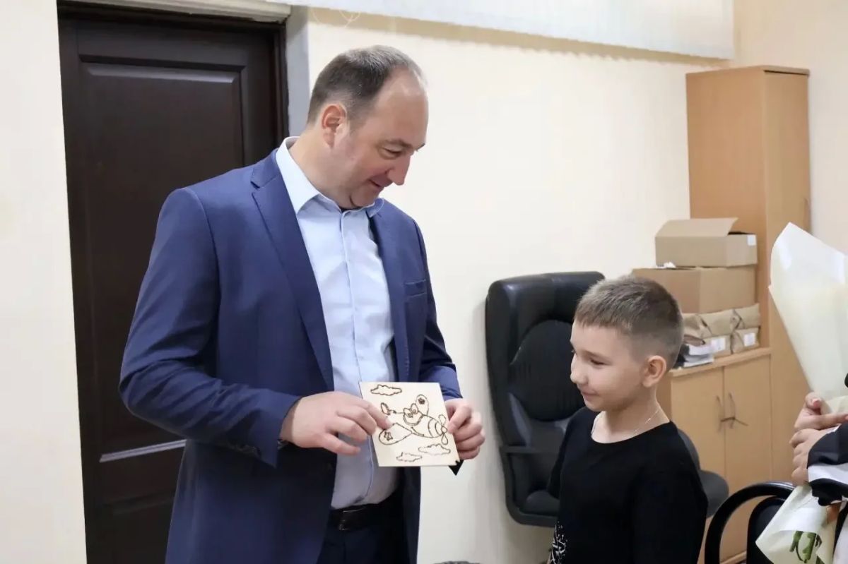 Сергей Мужальских: Поздравил с днём рождения Степана Мельниченко — сына нашего героя, погибшего при выполнении задач специальной военной операции Сергей Мужальских: Поздравил с днём рождения Степана Мельниченко — сына нашего героя, погибшего при выполнении задач специальной военной операции