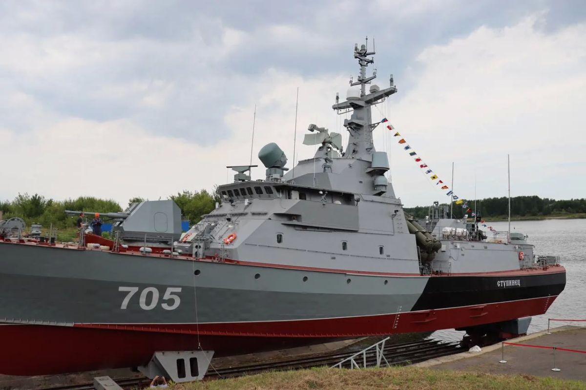 Сергей Мужальских: Уважаемые военные моряки, ветераны Военно-Морского Флота России, защитники морских рубежей! Сергей Мужальских: Уважаемые военные моряки, ветераны Военно-Морского Флота России, защитники морских рубежей!