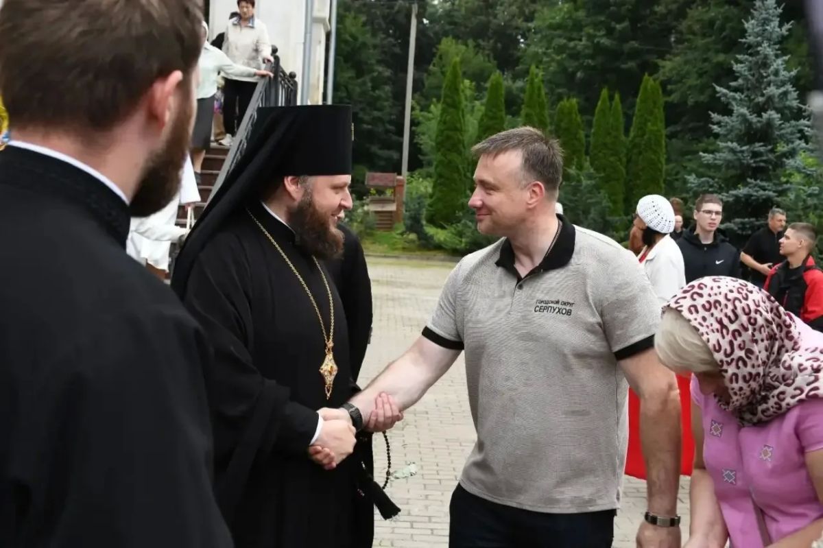 В Серпухове состоялся традиционный крестный ход с чудотворной иконой Божией Матери «Взыскание погибших» В Серпухове состоялся традиционный крестный ход с чудотворной иконой Божией Матери «Взыскание погибших»