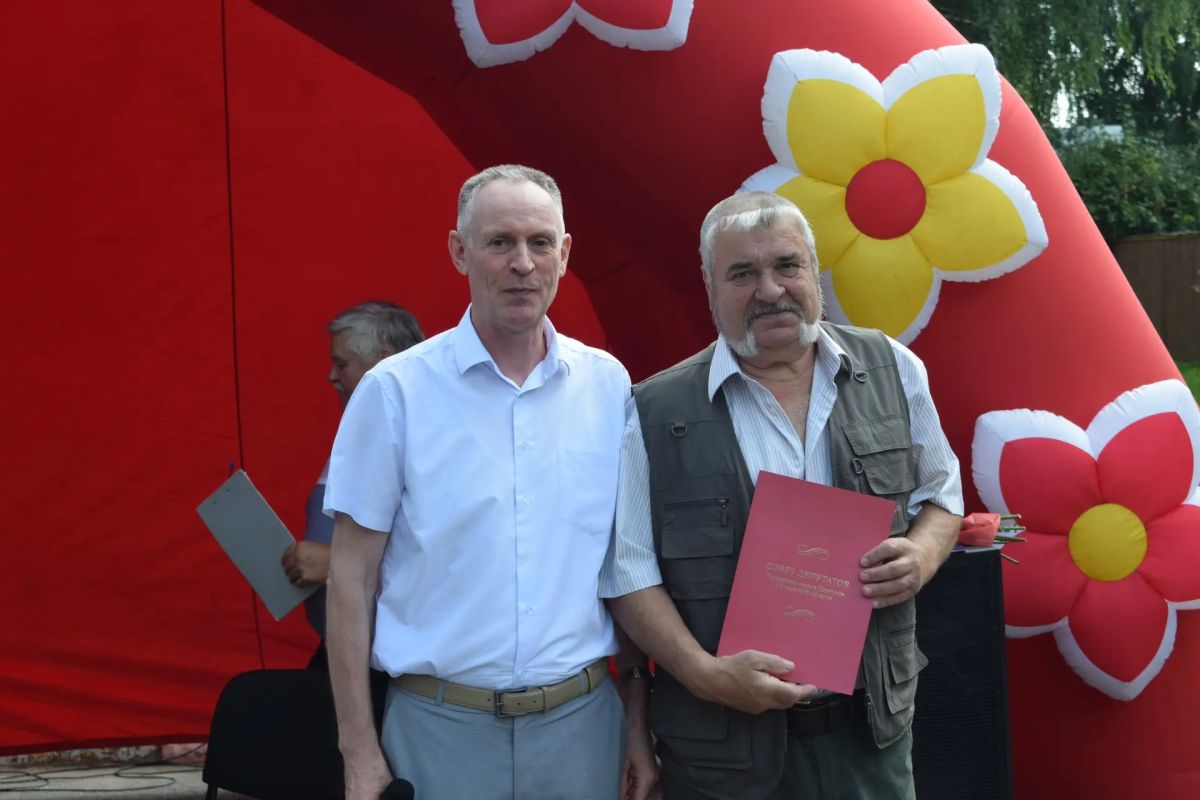 В посёлке дома отдыха «Авангард» состоялся праздник малой родины «Здесь я живу…», объединивший жителей посёлка, деревень Воздвиженка, Каменка и Лукино В посёлке дома отдыха «Авангард» состоялся праздник малой родины «Здесь я живу…», объединивший жителей посёлка, деревень Воздвиженка, Каменка и Лукино