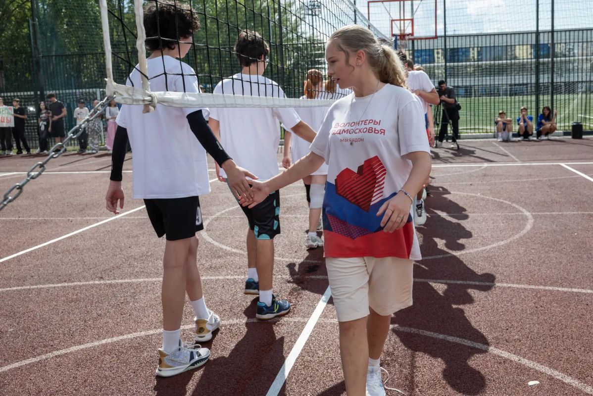В Реутове состоялся молодёжный турнир по волейболу В Реутове состоялся молодёжный турнир по волейболу