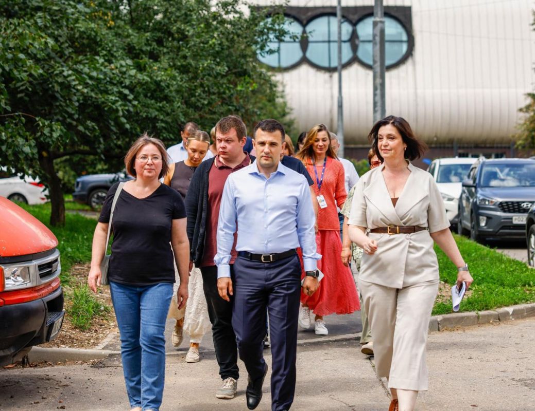В Ленинском городском округе продолжаются работы по обновлению пешеходных коммуникаций в рамках областной программы «Пешком», инициированной губернатором Московской области Андреем Воробьёвым В Ленинском городском округе продолжаются работы по обновлению пешеходных коммуникаций в рамках областной программы «Пешком», инициированной губернатором Московской области Андреем Воробьёвым