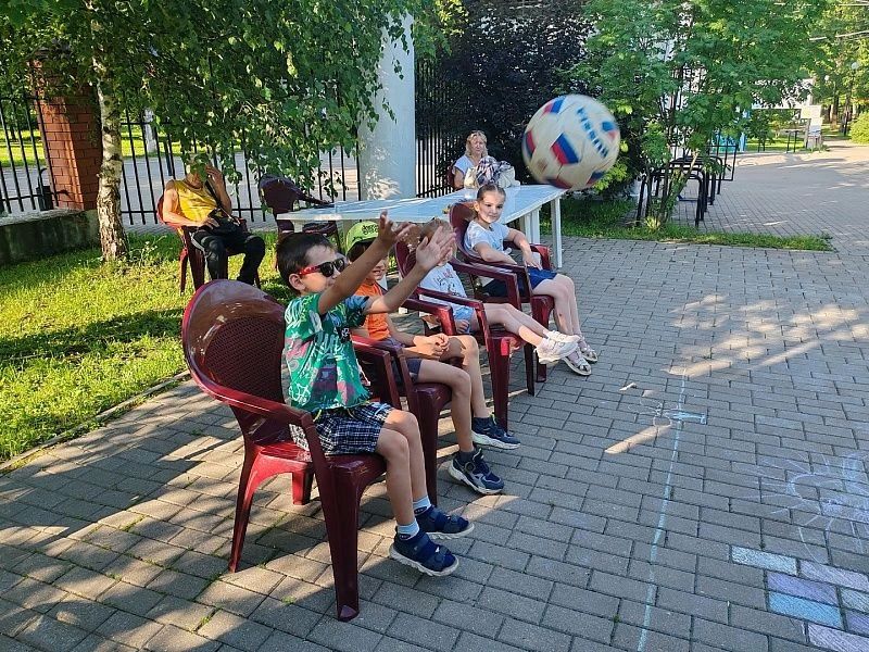 28 июля в парке «Москворецкий» прошло детская программа «Игры детства наших родителей» 28 июля в парке «Москворецкий» прошло детская программа «Игры детства наших родителей»