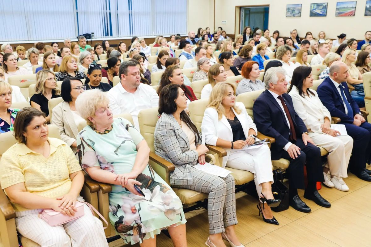 В Химках прошел II этап Конференции местного отделения Всероссийской политической партии «Единая Россия» В Химках прошел II этап Конференции местного отделения Всероссийской политической партии «Единая Россия»