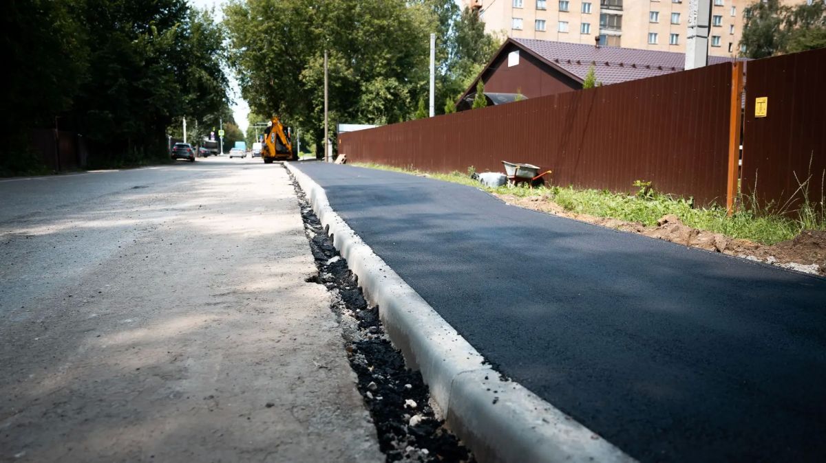 Владимир Волков: На улице Михельсона в Люберцах обустроили тротуар — об этом нас просили жители на одной из выездных администраций Владимир Волков: На улице Михельсона в Люберцах обустроили тротуар — об этом нас просили жители на одной из выездных администраций