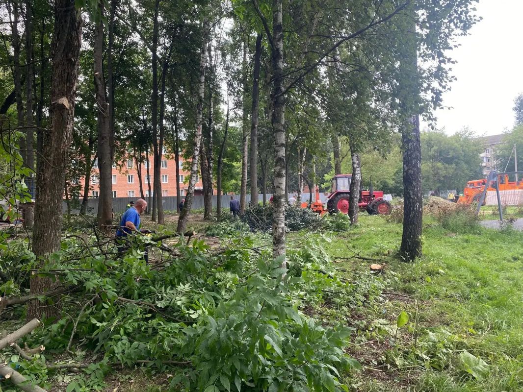 На ул. Инженерная в Сергиевом Посаде состоялась встреча жильцов домов №4 и 6 с представителями администрации и депутатами окружного Совета