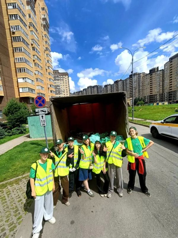 Шанс заработать: подростков Долгопрудного ждут летние вакансии