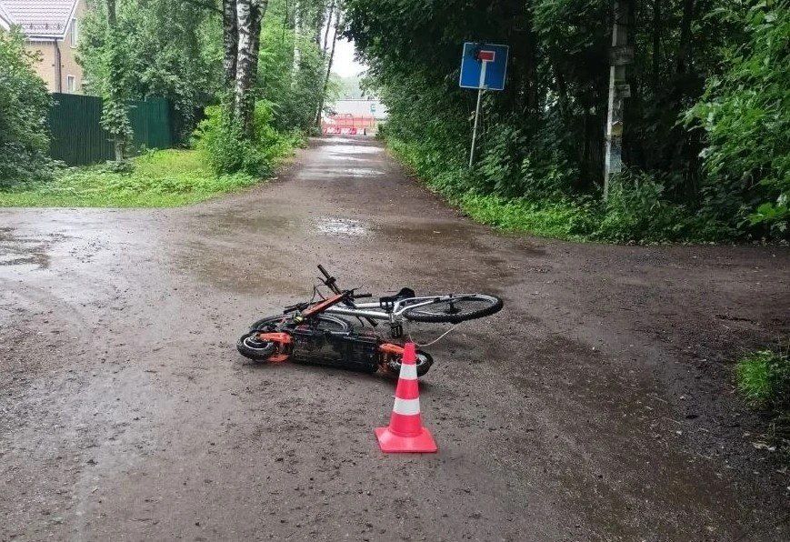В поселке Лесной произошло дорожно-транспортное происшествие с участием несовершеннолетнего велосипедиста