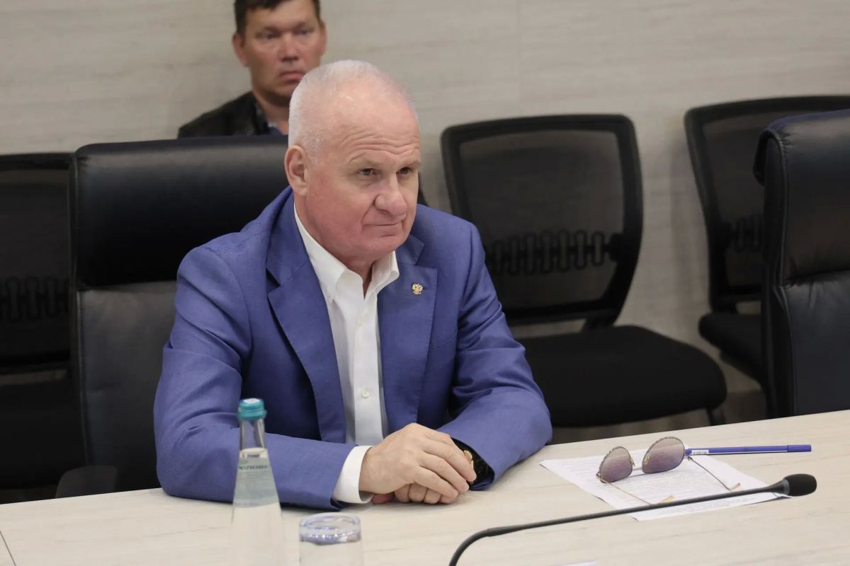 Первый заместитель главы Балашихи Сергей Лукичев провел встречу с жителями микрорайона Алексеевская Роща Первый заместитель главы Балашихи Сергей Лукичев провел встречу с жителями микрорайона Алексеевская Роща