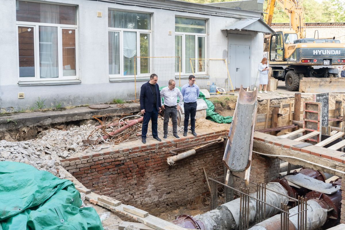 Готовим город к отопительному сезону Готовим город к отопительному сезону