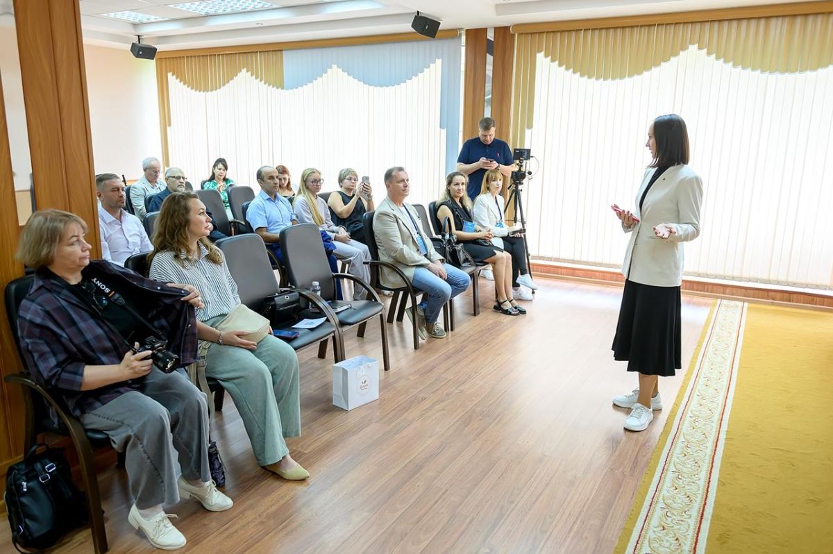 В Общественной палате округа прошёл круглый стол по вопросам защиты прав и интересов предпринимателей В Общественной палате округа прошёл круглый стол по вопросам защиты прав и интересов предпринимателей