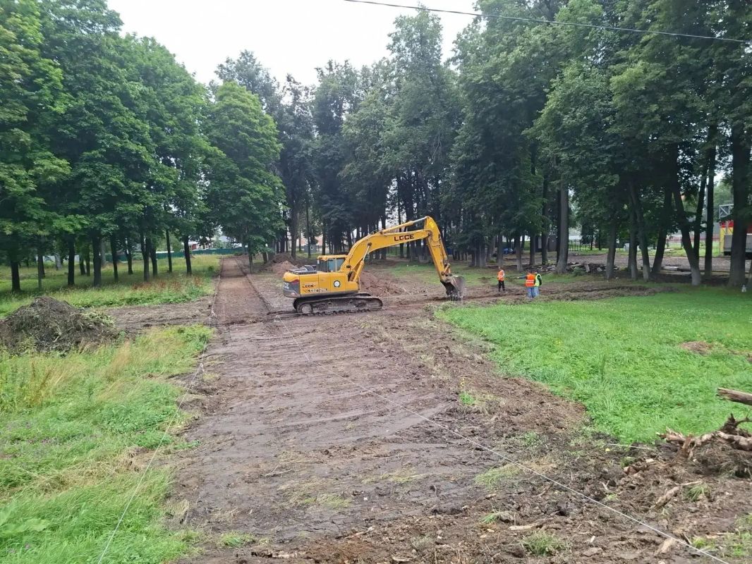 В Богородском округе продолжается благоустройство парка «Липовая аллея» в Электроуглях В Богородском округе продолжается благоустройство парка «Липовая аллея» в Электроуглях
