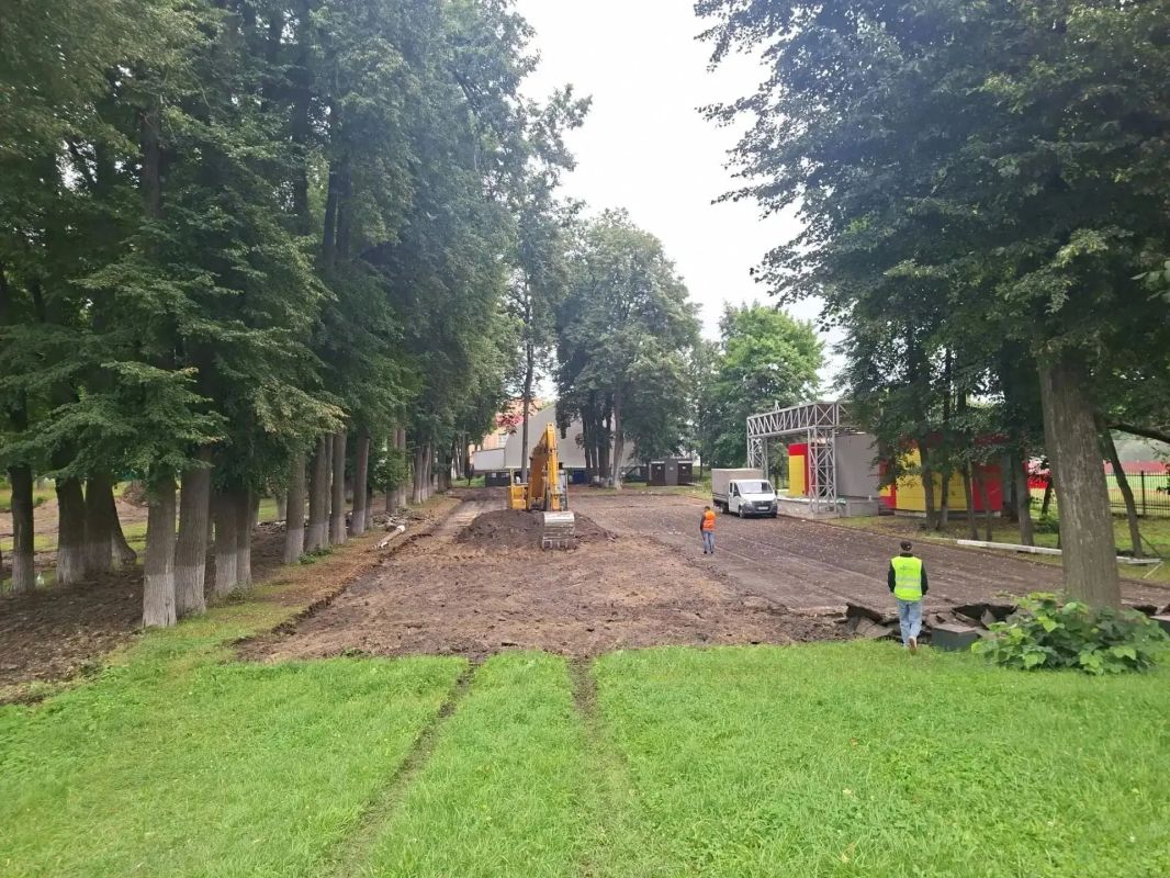В Богородском округе продолжается благоустройство парка «Липовая аллея» в Электроуглях В Богородском округе продолжается благоустройство парка «Липовая аллея» в Электроуглях