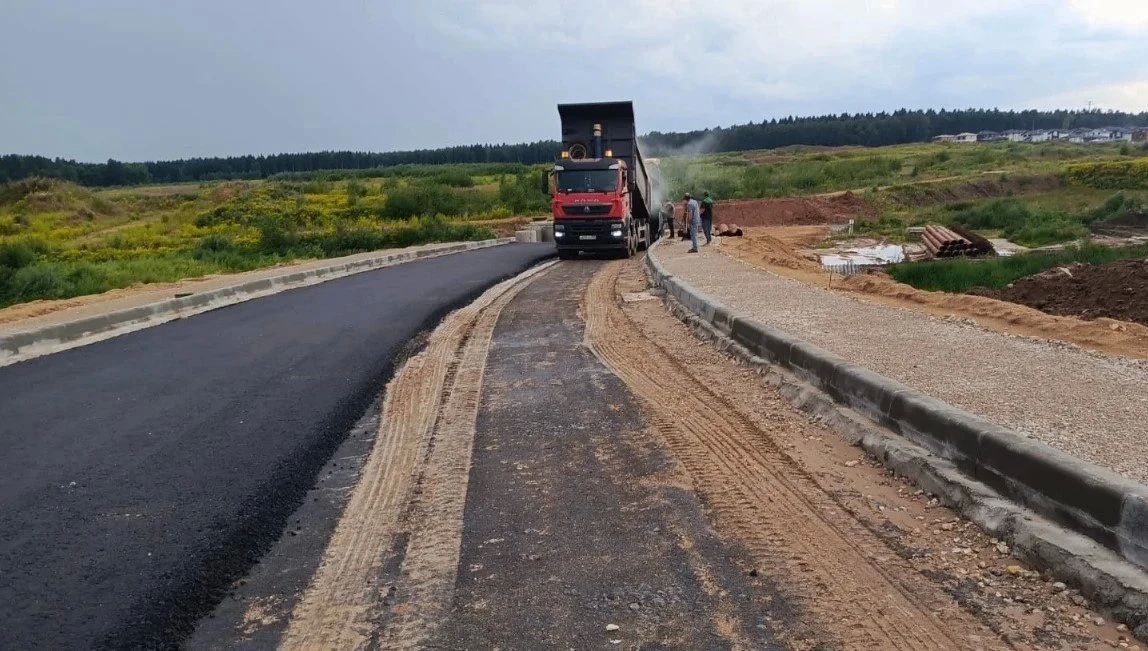 На реконструируемой дороге в пгт На реконструируемой дороге в пгт