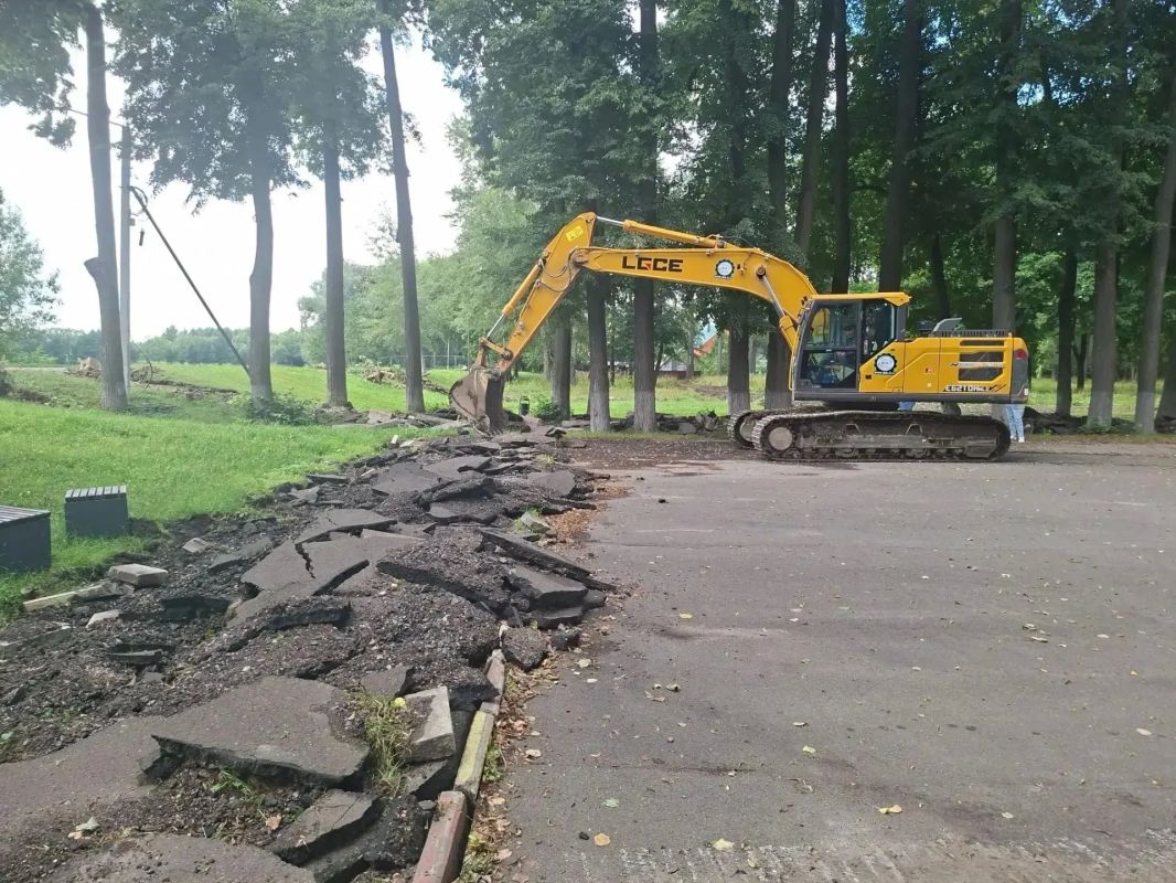 В Богородском округе продолжается благоустройство парка «Липовая аллея» в Электроуглях В Богородском округе продолжается благоустройство парка «Липовая аллея» в Электроуглях