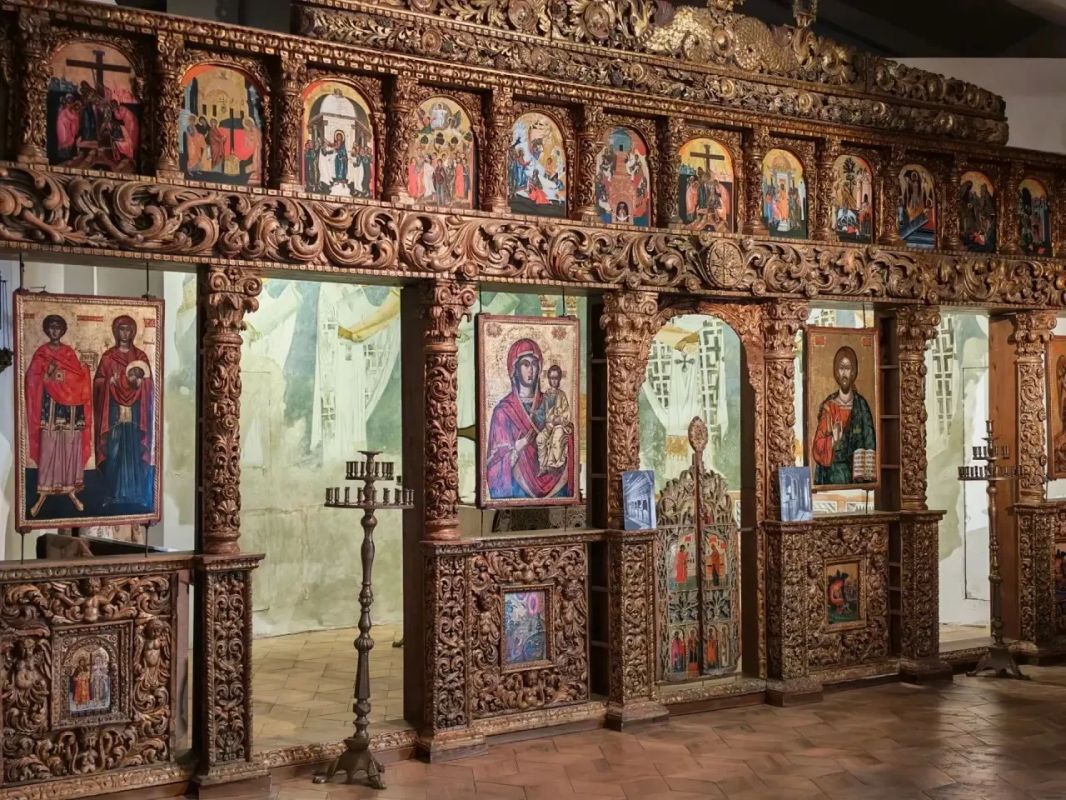 ПОСЕЩЕНИЕ МУЗЕЯ РУССКОЙ ИКОНЫ ИМЕНИ МИХАИЛА АБРАМОВА ПОСЕЩЕНИЕ МУЗЕЯ РУССКОЙ ИКОНЫ ИМЕНИ МИХАИЛА АБРАМОВА