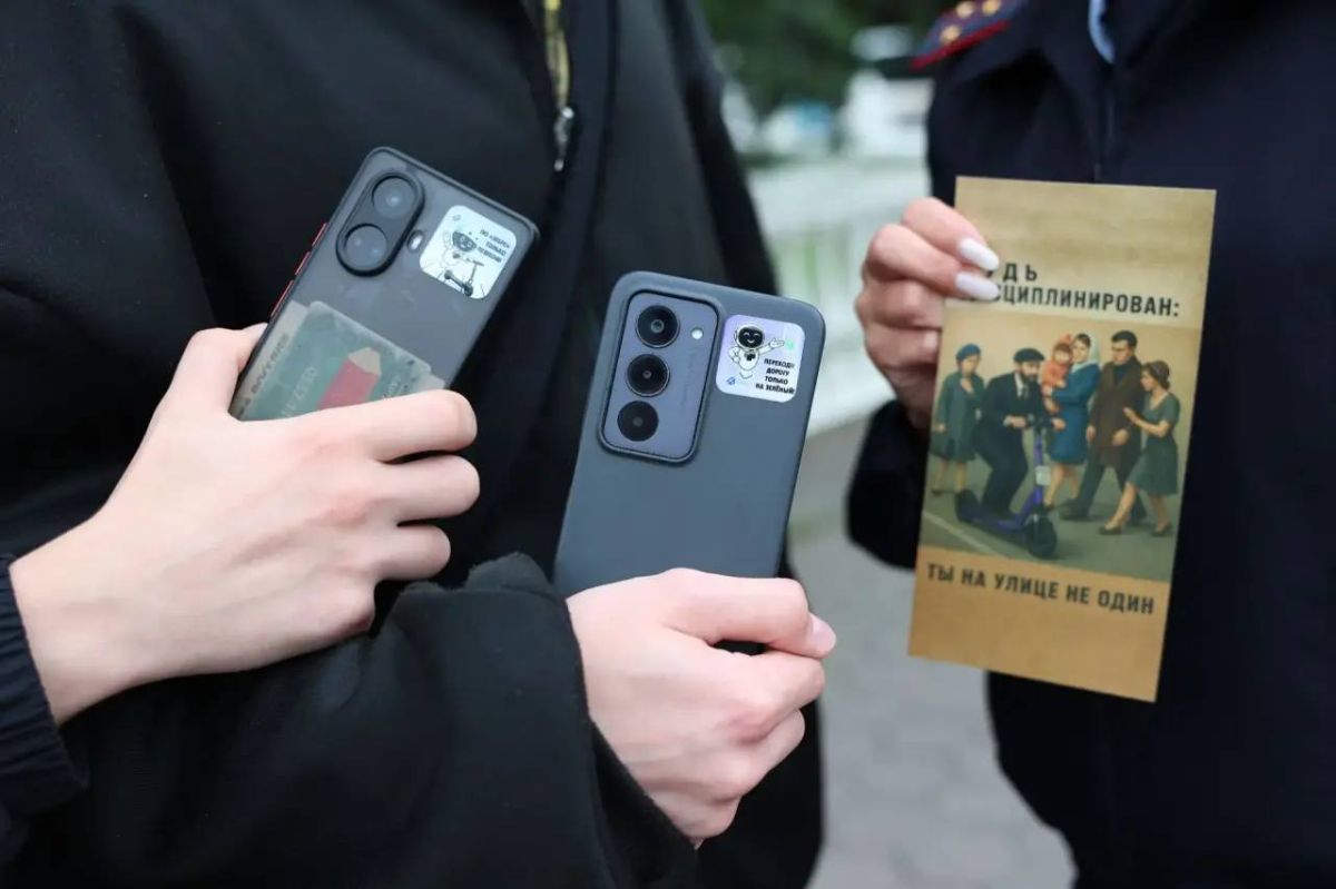На улицах Домодедово состоялась массовая акция, направленная на безопасность пользователей СИМ — электросамокатов и велосипедов На улицах Домодедово состоялась массовая акция, направленная на безопасность пользователей СИМ — электросамокатов и велосипедов
