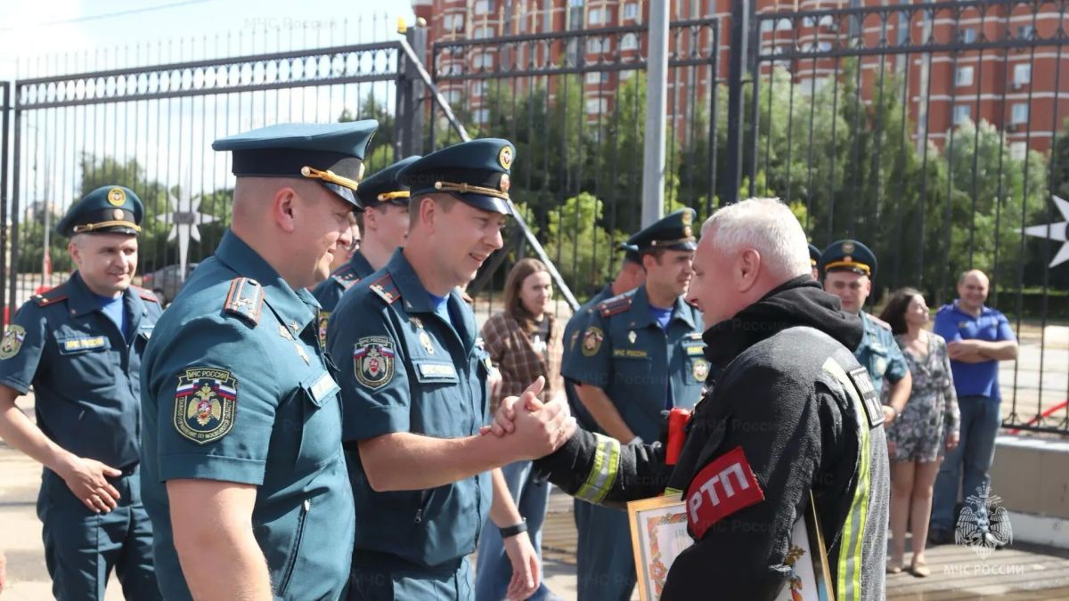 С честью и достоинством: проводы на заслуженный отдых С честью и достоинством: проводы на заслуженный отдых