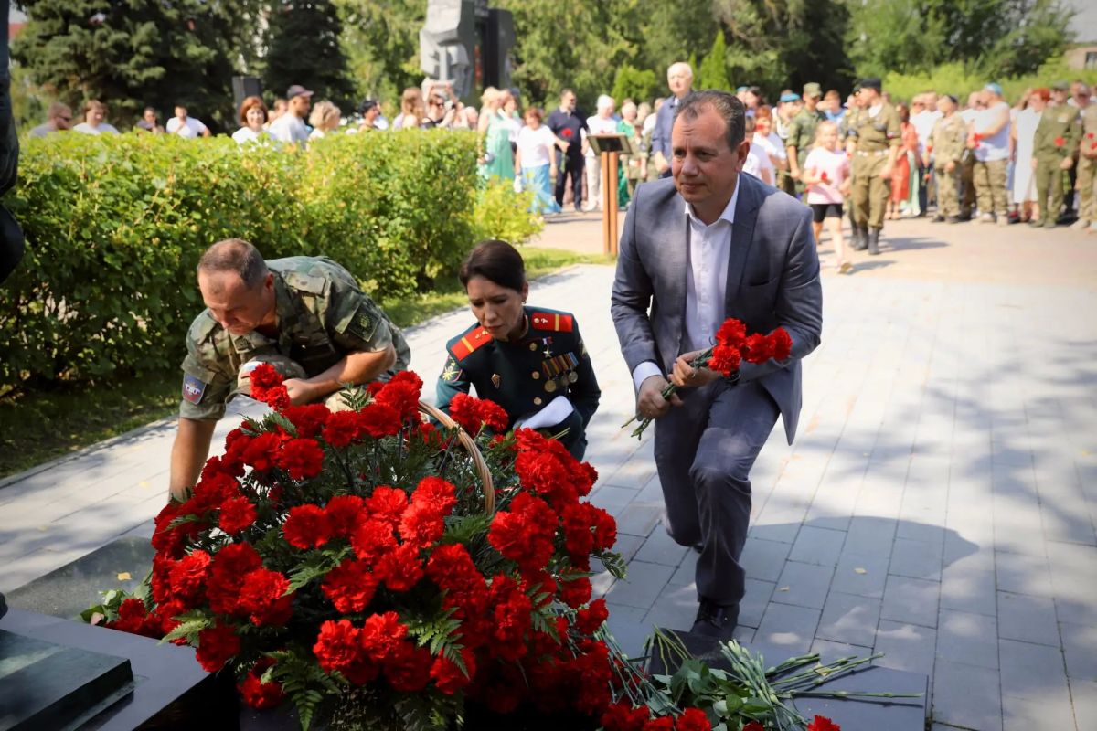 В Солнечногорске прошло празднование, посвященное Дню Воздушно-десантных войск России В Солнечногорске прошло празднование, посвященное Дню Воздушно-десантных войск России