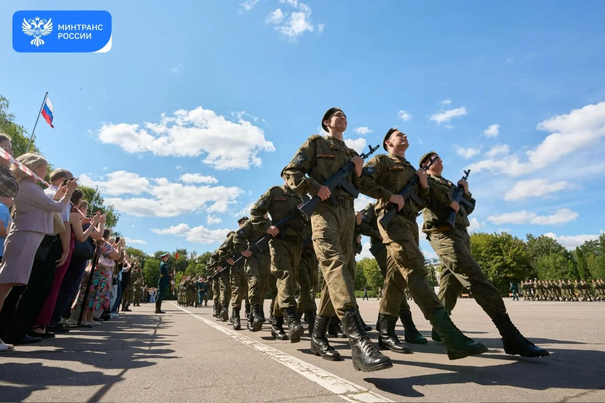 205 студентов Военного учебного центра РУТ приняли присягу 205 студентов Военного учебного центра РУТ приняли присягу