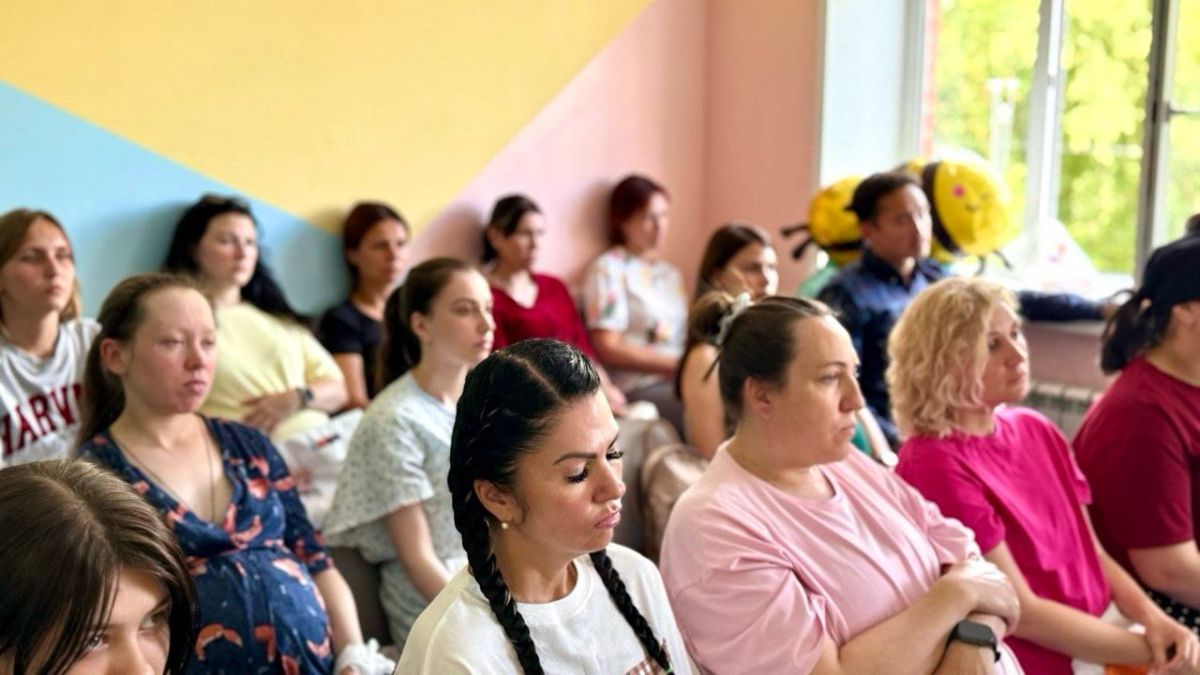 В Подольском родильном доме прошла встреча с детским нейропсихологом В Подольском родильном доме прошла встреча с детским нейропсихологом