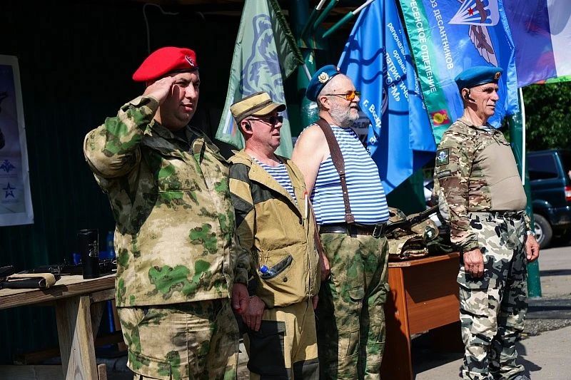 31 июля в спорткомплексе «Федино» в честь 96-летия Воздушно-десантных войск прошла военно-спортивная игра «Юнармейское небо» 31 июля в спорткомплексе «Федино» в честь 96-летия Воздушно-десантных войск прошла военно-спортивная игра «Юнармейское небо»
