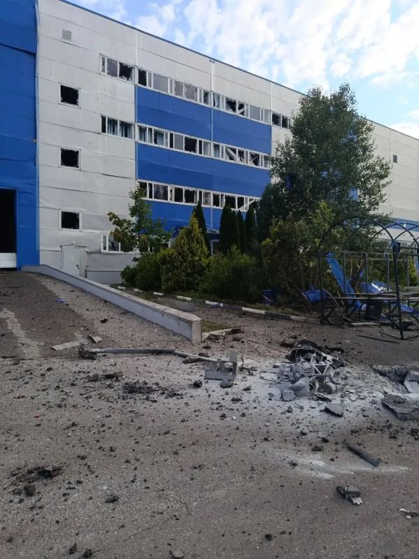 Михаил Собакин: Сегодня в результате атаки БПЛА на территории округа зафиксированы повреждения Михаил Собакин: Сегодня в результате атаки БПЛА на территории округа зафиксированы повреждения