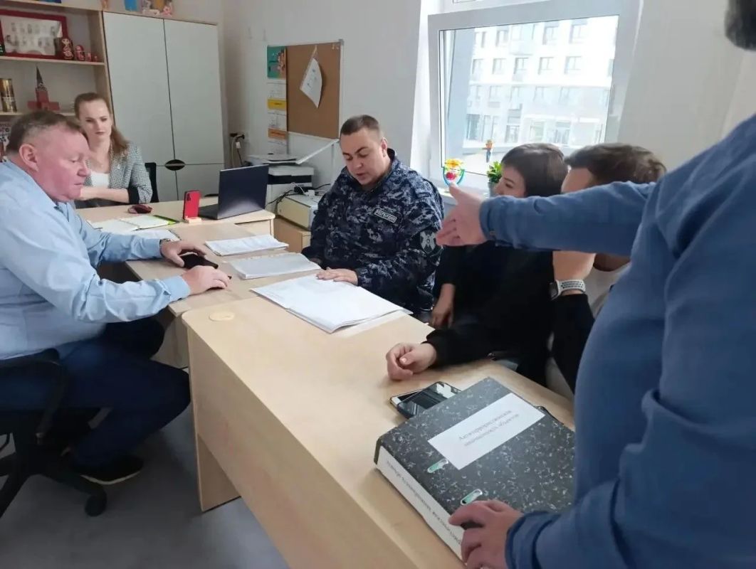 Школы и детские сады округа активно готовятся к новому учебному году