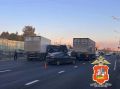Сотрудники Госавтоинспекции разбираются в обстоятельствах массового ДТП в Дмитровском м.о