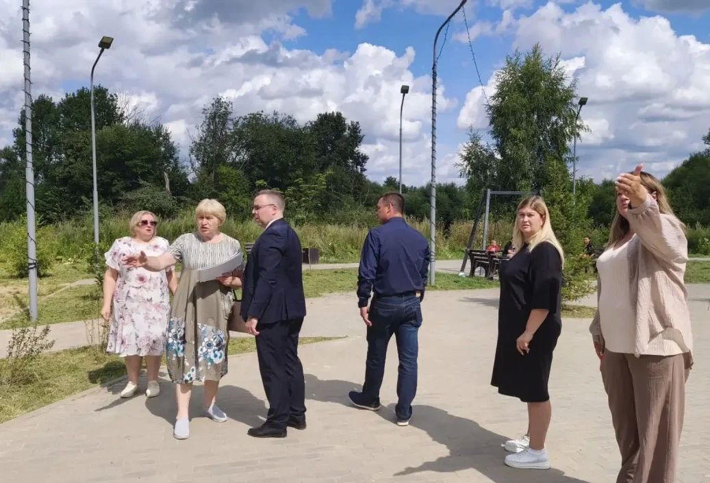 В селе Константиново состоялась встреча с жителями после обращения на «Выездной администрации» В селе Константиново состоялась встреча с жителями после обращения на «Выездной администрации»