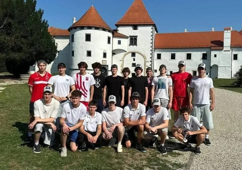 Юношеская сборная России успешно начала выступление на первенстве мира по водному поло
