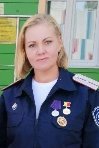 Снежана Сергеевна Власова — коренная ногинчанка, и её судьба неразрывно связана со школой № 21. Всё началось в 1981 году, когда она пришла сюда первоклассницей Снежана Сергеевна Власова — коренная ногинчанка, и её судьба неразрывно связана со школой № 21. Всё началось в 1981 году, когда она пришла сюда первоклассницей