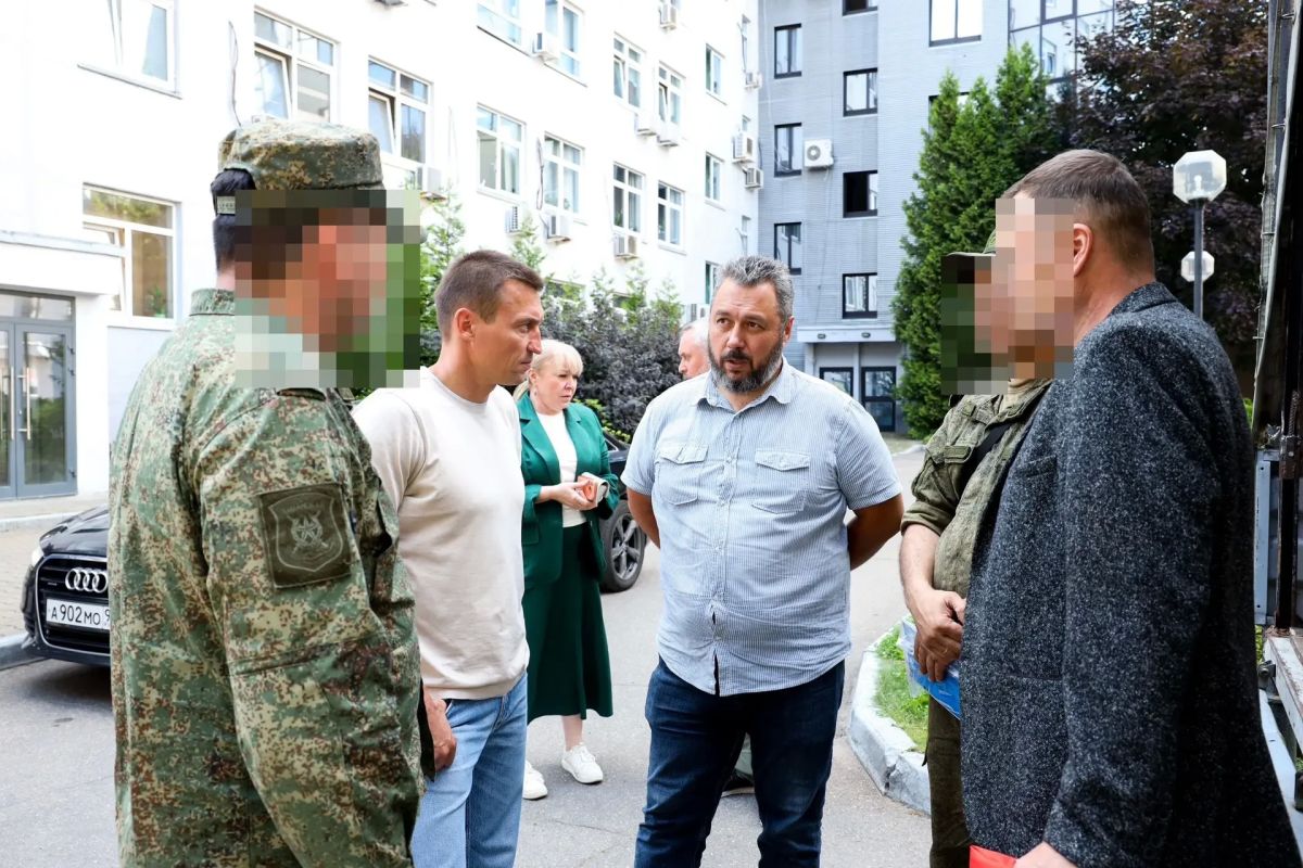 Очередной груз гуманитарной помощи в виде 120 средств пожаротушений в зону проведения СВО отправился из Мытищ Очередной груз гуманитарной помощи в виде 120 средств пожаротушений в зону проведения СВО отправился из Мытищ