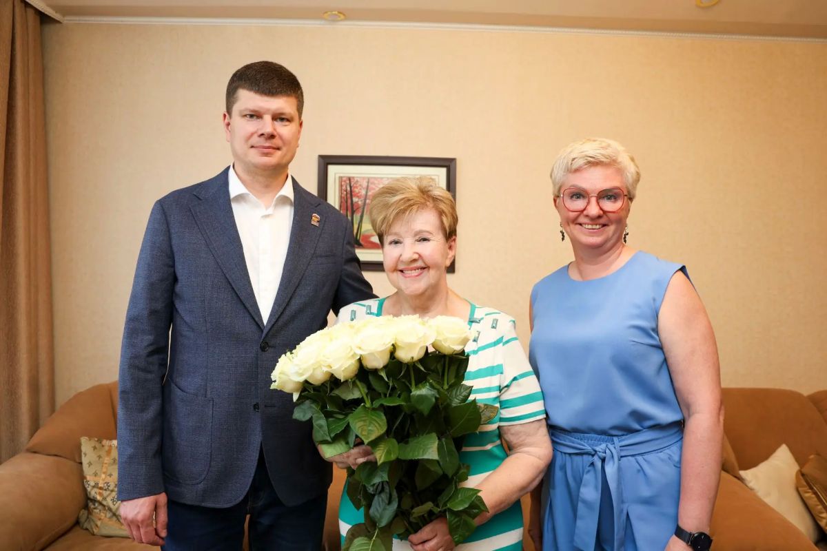 Поздравил с 80-летним юбилеем Почётного жителя Электростали Маргариту Николаевну Рубанову Поздравил с 80-летним юбилеем Почётного жителя Электростали Маргариту Николаевну Рубанову