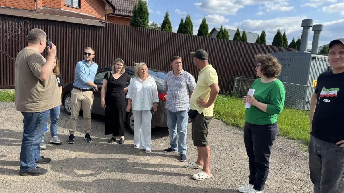 В Жуковском состоялась встреча представителей городской администрации с членами СНТ «Быковка» В Жуковском состоялась встреча представителей городской администрации с членами СНТ «Быковка»