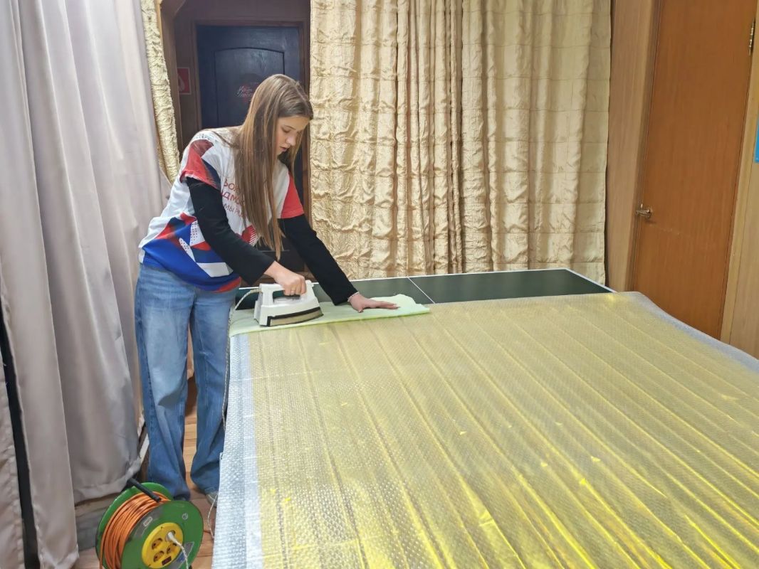 Одеяла, отражающие радиосигналы создают волонтёры в Ступино Одеяла, отражающие радиосигналы создают волонтёры в Ступино