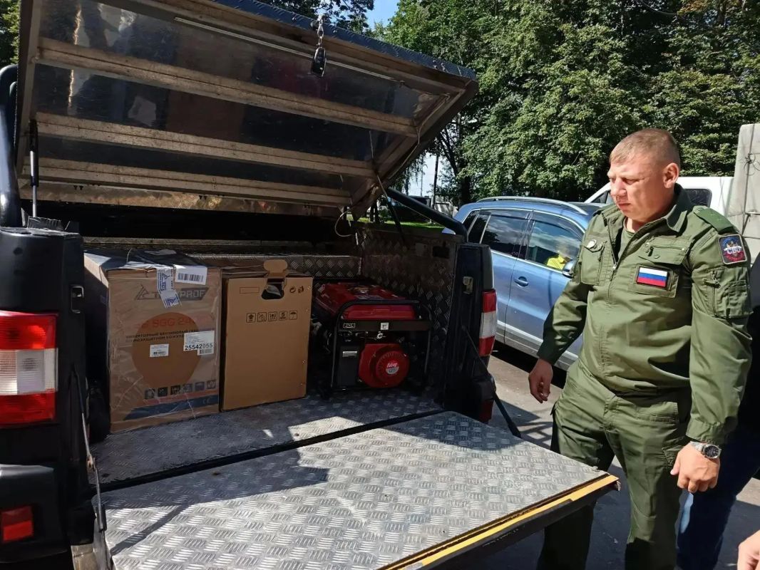 В Люберцах ветераны СВО передали три генератора бойцам на передовую В Люберцах ветераны СВО передали три генератора бойцам на передовую