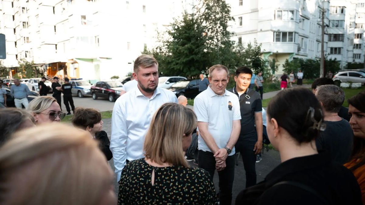 Владимир Волков: Встречу с жителями в формате выездной администрации провели в Октябрьском - в лесопарке «Лесная опушка» Владимир Волков: Встречу с жителями в формате выездной администрации провели в Октябрьском - в лесопарке «Лесная опушка»