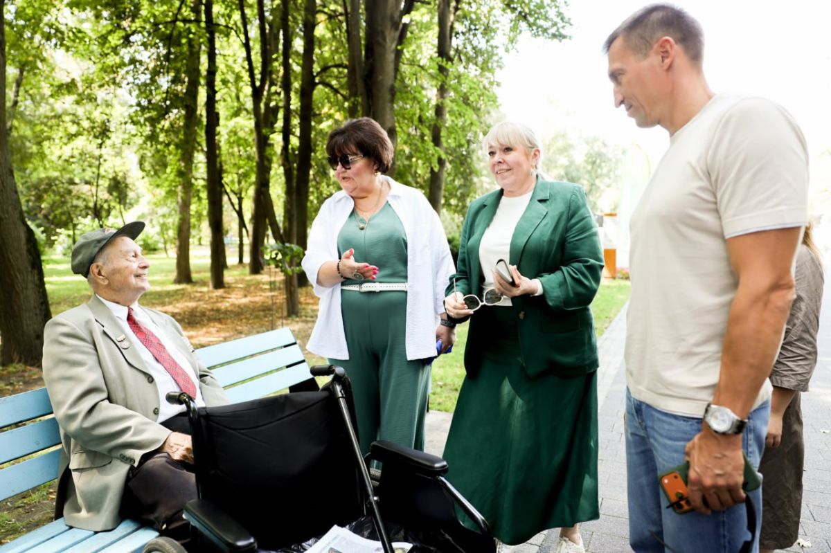 Александр Легков проверил реализацию национального проекта «Доступная среда» в мытищинском парке Мира Александр Легков проверил реализацию национального проекта «Доступная среда» в мытищинском парке Мира