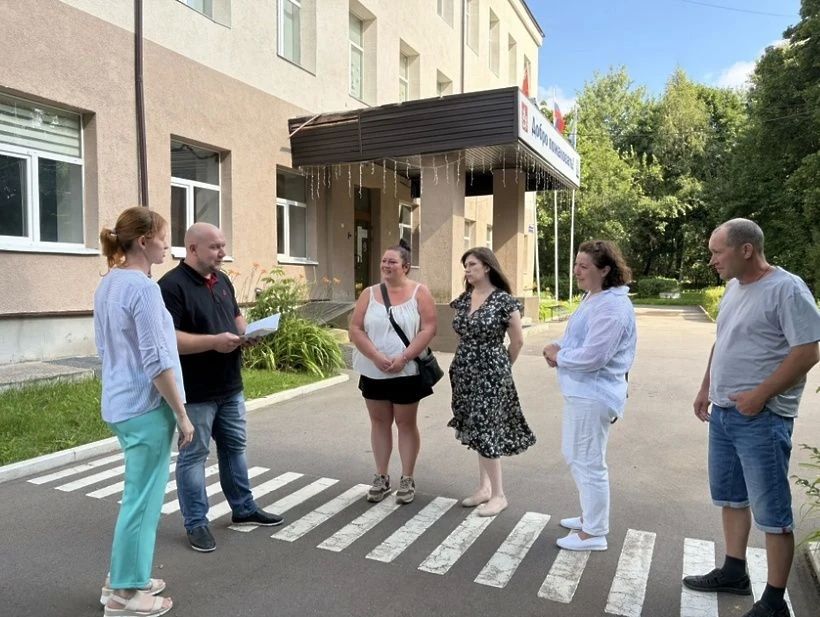В Поваровской школе установят греющий кабель в водосточной системе В Поваровской школе установят греющий кабель в водосточной системе