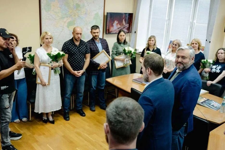 Сегодня в Красногорской инспекции Федеральной налоговой службы работает почти две сотни сотрудников Сегодня в Красногорской инспекции Федеральной налоговой службы работает почти две сотни сотрудников