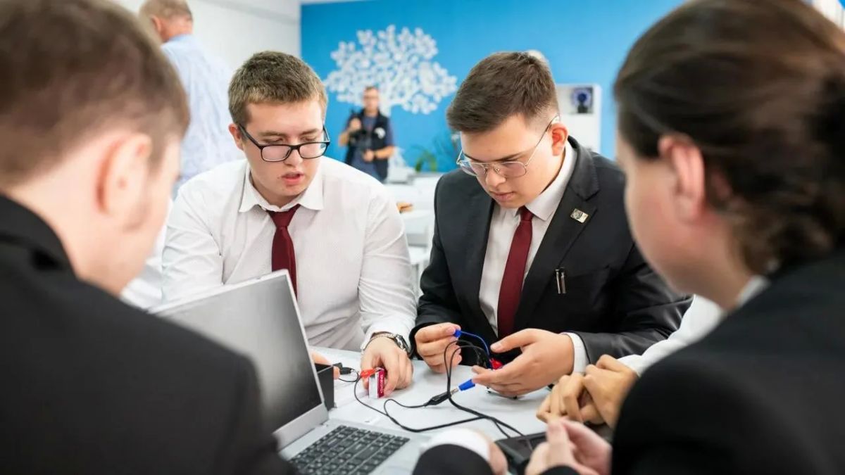 Около 300 новых кружков будут работать в Люберцах в 2026-2027 учебном году Около 300 новых кружков будут работать в Люберцах в 2026-2027 учебном году