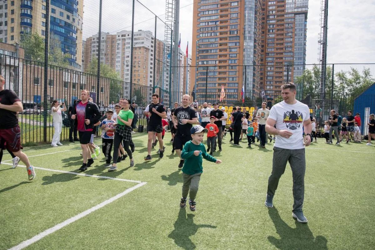 Сегодня — День физкультурника Сегодня — День физкультурника