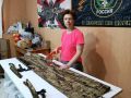 Волонтёры Котельников изготовили маскировочные сети и носилки